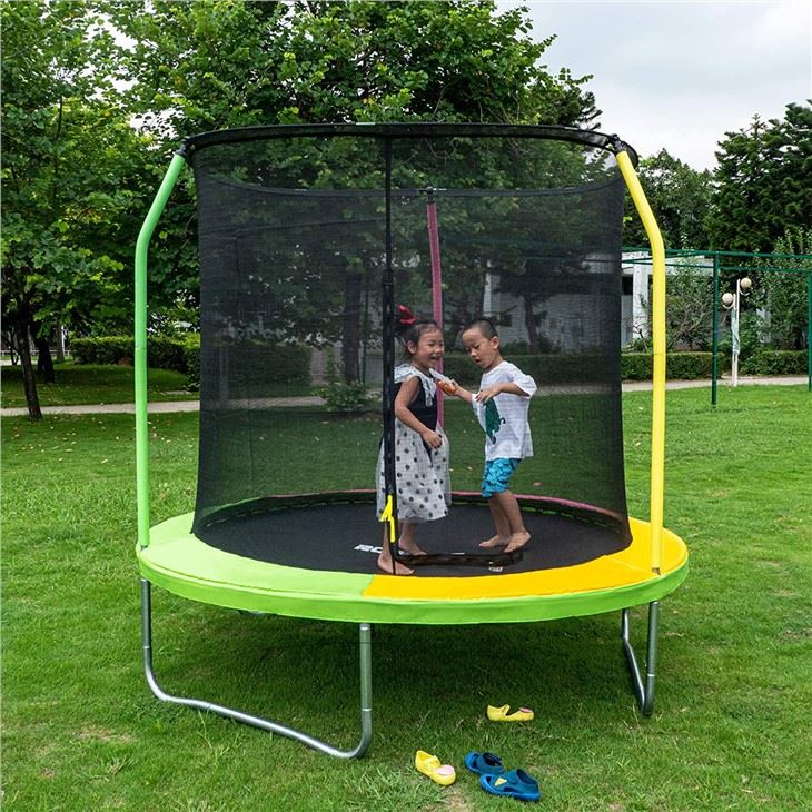 8FT Trampolin z varnostno mrežo
